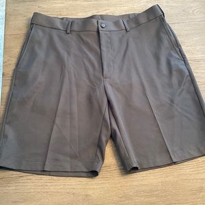 PGA Tour men’s gray shorts,NWOT!
